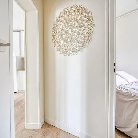 Le Reveur - Quartier Des Ternes - 137mc Apartment